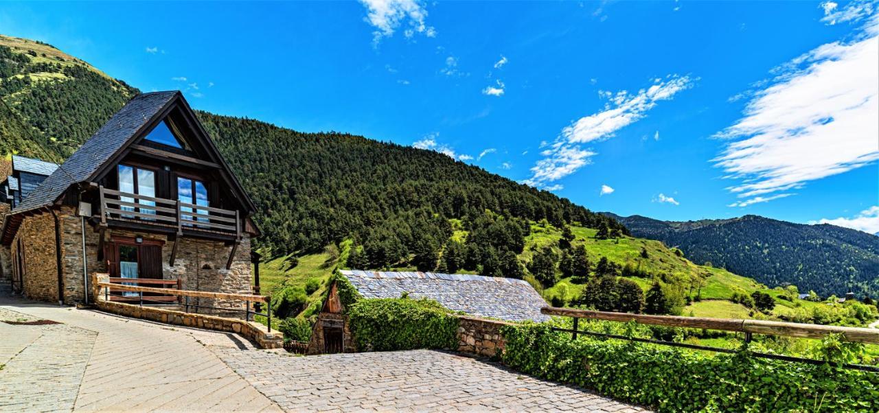 Apartamentos Aran Montcorbau ภายนอก รูปภาพ