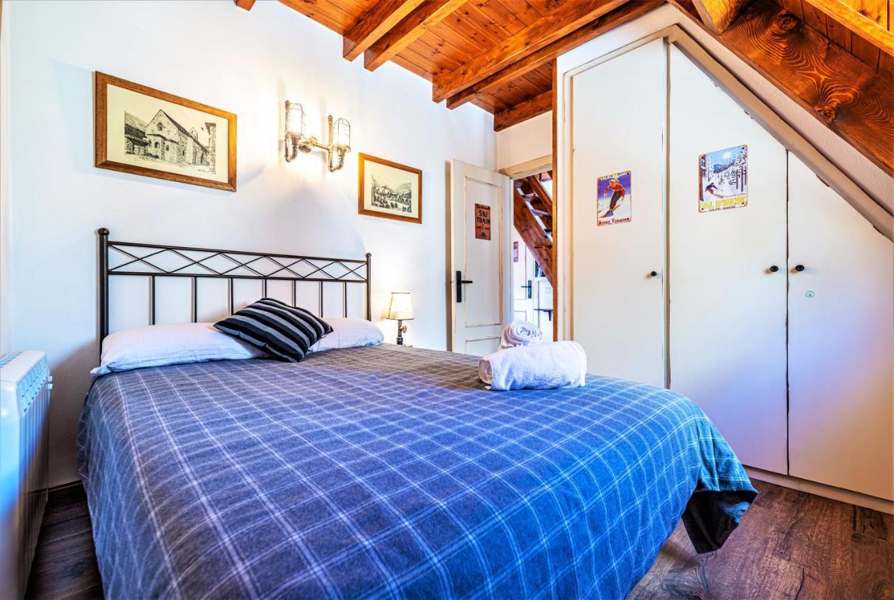 Apartamentos Aran Montcorbau ภายนอก รูปภาพ