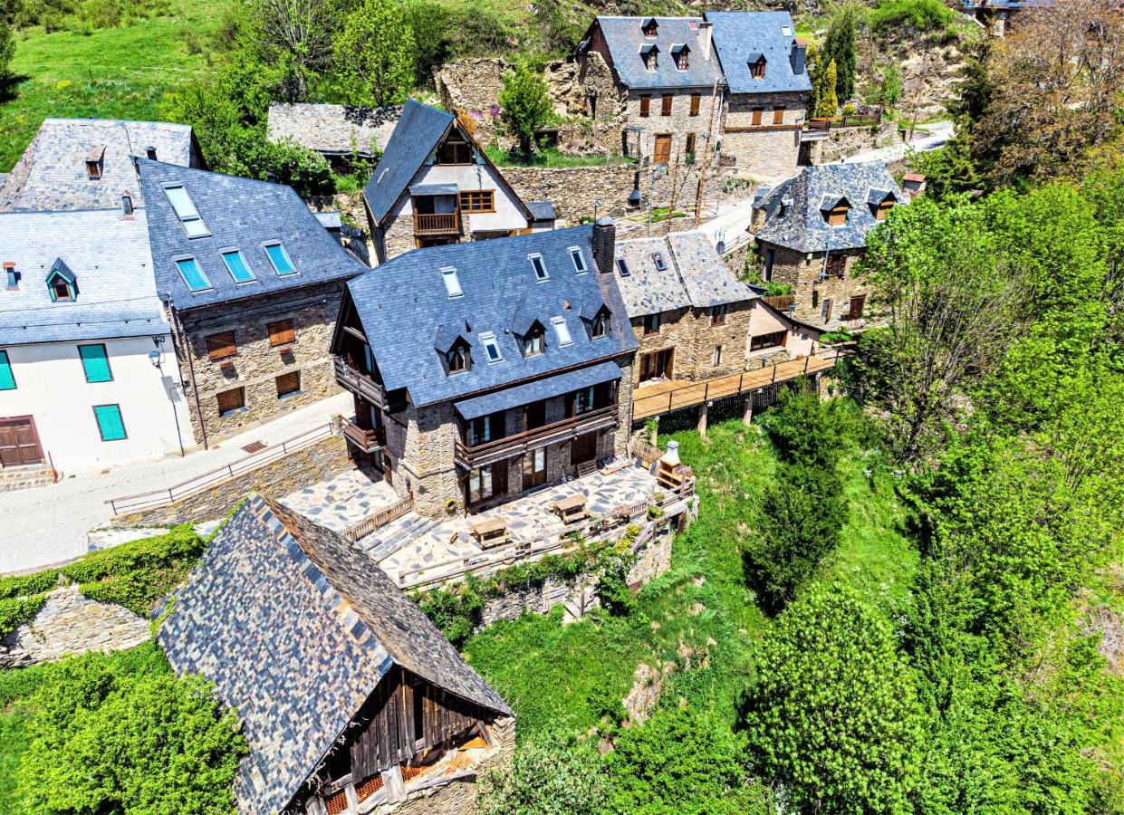 Apartamentos Aran Montcorbau ภายนอก รูปภาพ