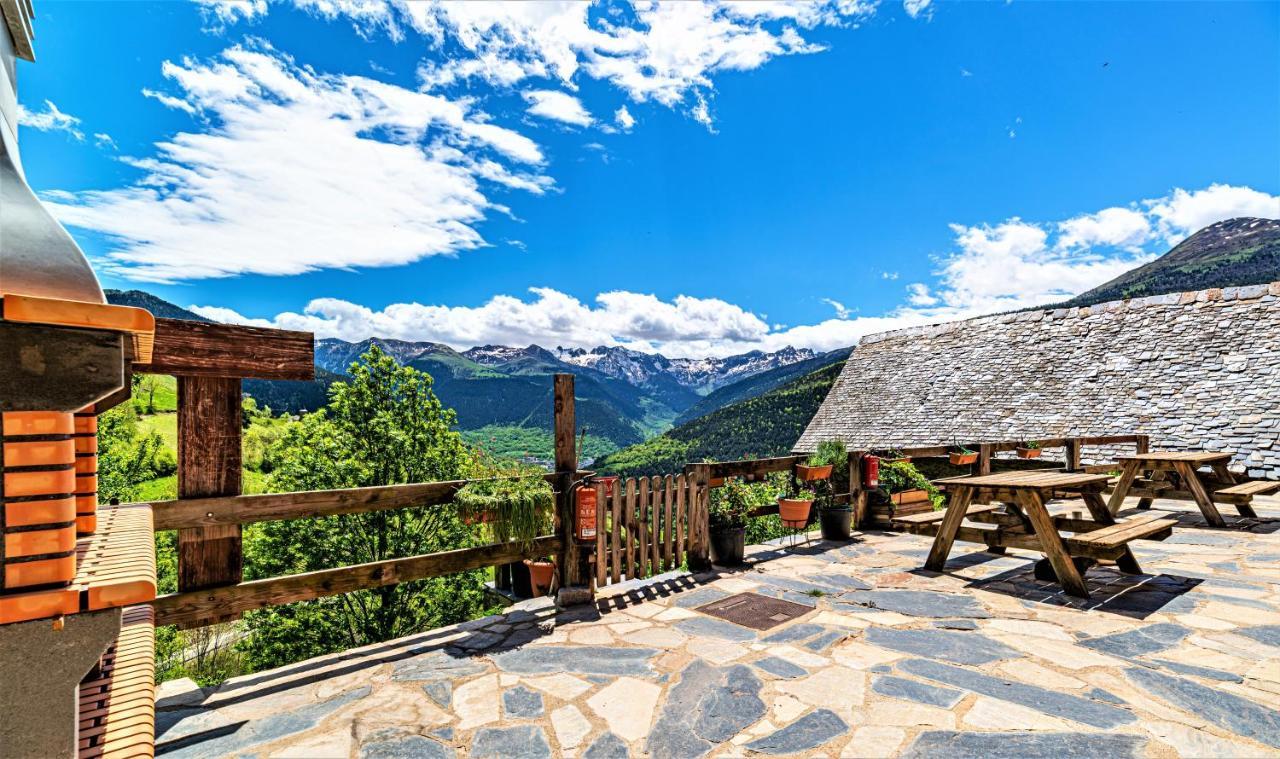 Apartamentos Aran Montcorbau ภายนอก รูปภาพ