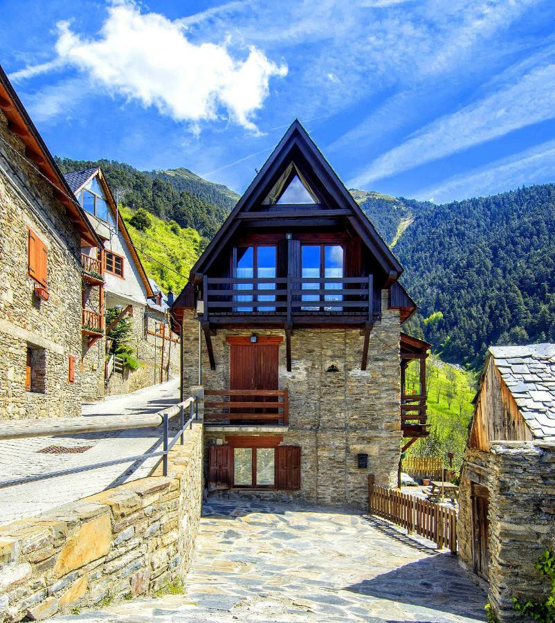 Apartamentos Aran Montcorbau ภายนอก รูปภาพ
